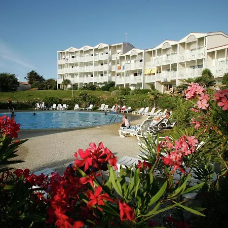 With A View On The Pool Or Near Boyard * Fouras