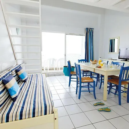 With A View On The Pool Or Near Boyard *